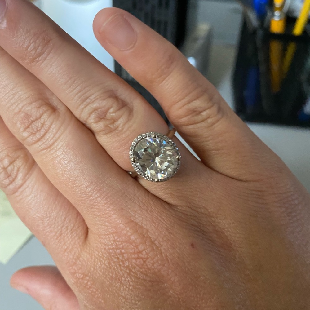 Engagement Ring🔥🔥🔥🔥 - Picture 3 of 3